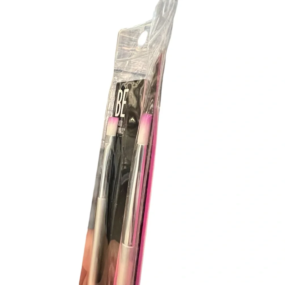 Beauty Essentials Makeup Brush 2 Pc Eyeliner Silver Handle NEW‎ Pink Tipped